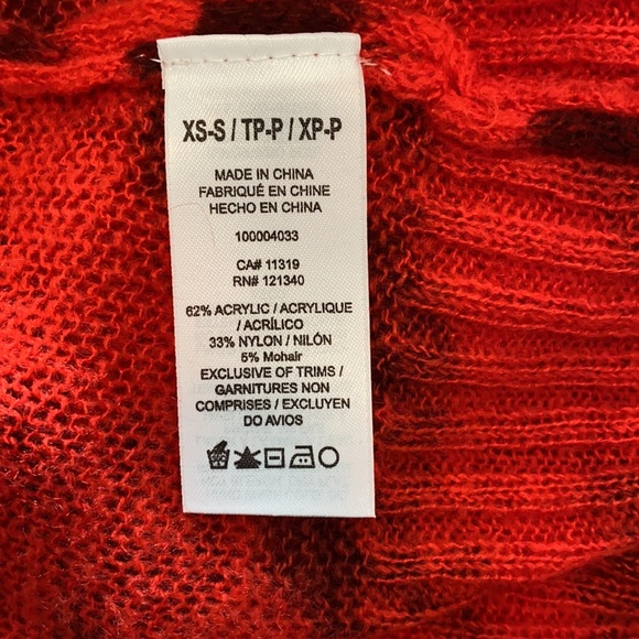 3 for $20 💜 Dynamite Knit Sweater - Picture 4 of 4